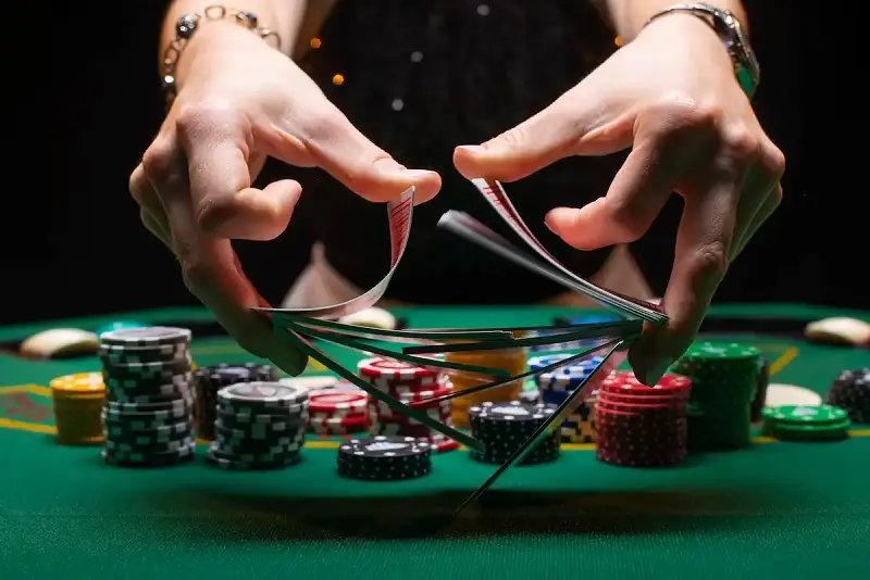 Bluff Poker Royal Club